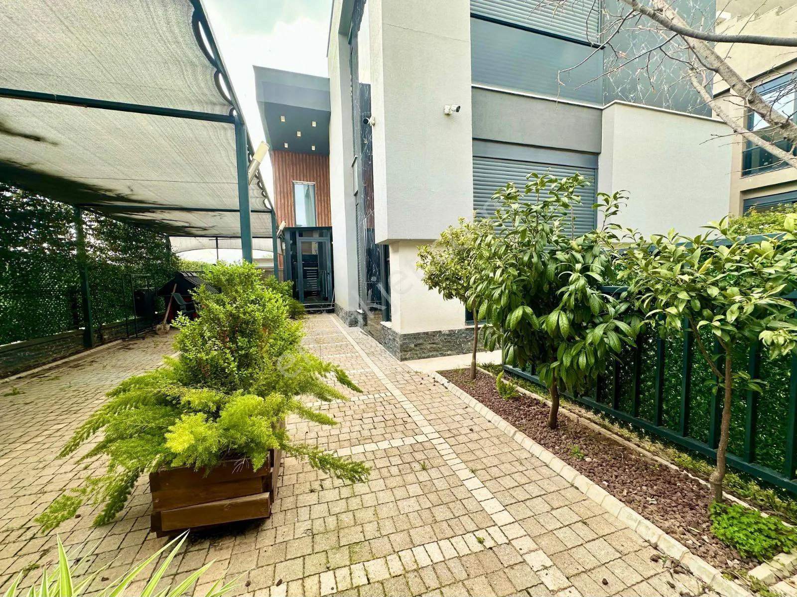 Altınkalede Havuzlu Yerden Isıtmalı 4+1 Lüks Villa Kiralık — görsel 5