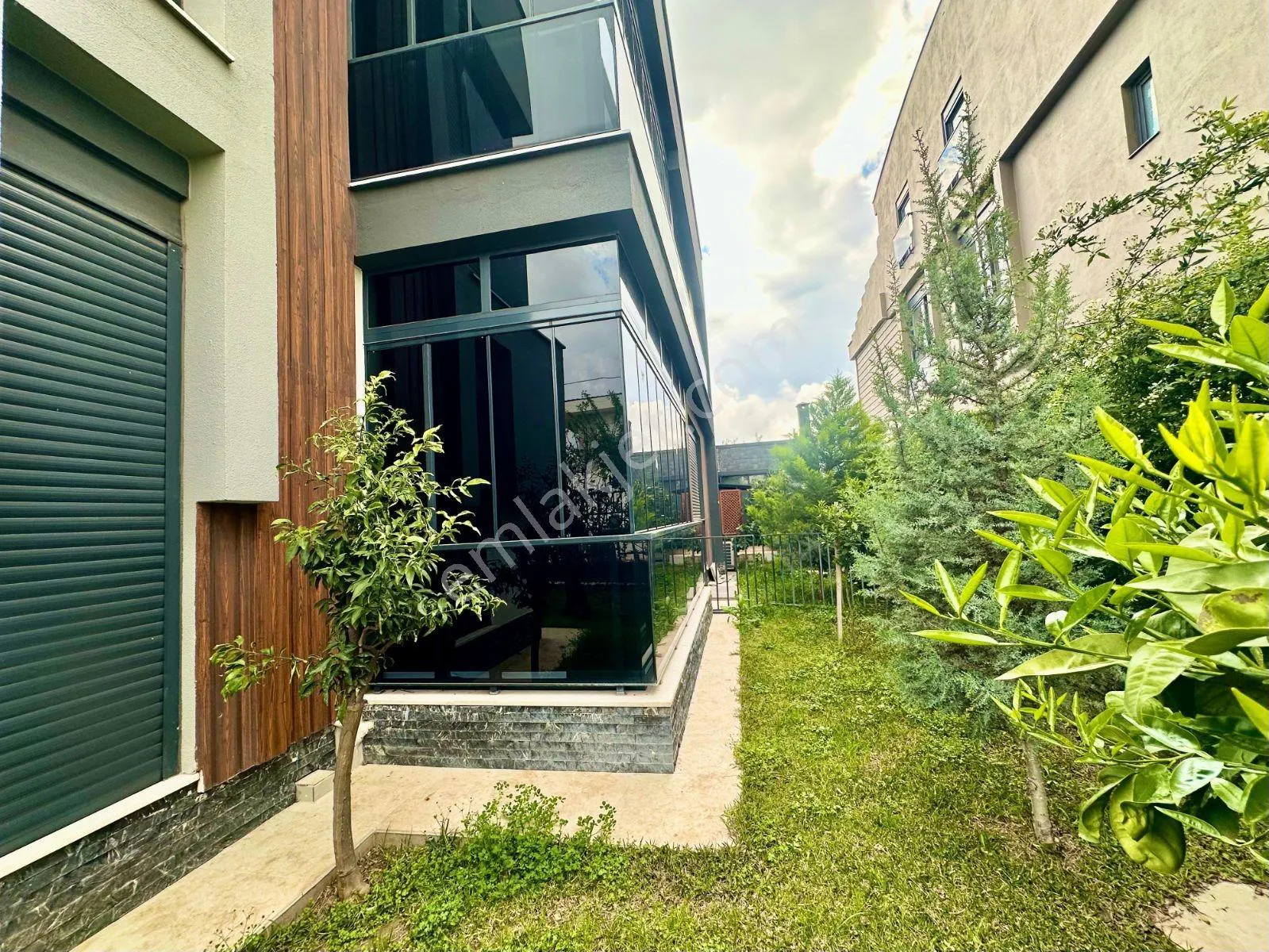 Altınkalede Havuzlu Yerden Isıtmalı 4+1 Lüks Villa Kiralık — görsel 6