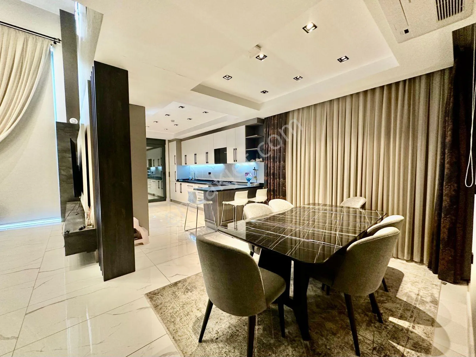 Altınkalede Havuzlu Yerden Isıtmalı 4+1 Lüks Villa Kiralık — görsel 12