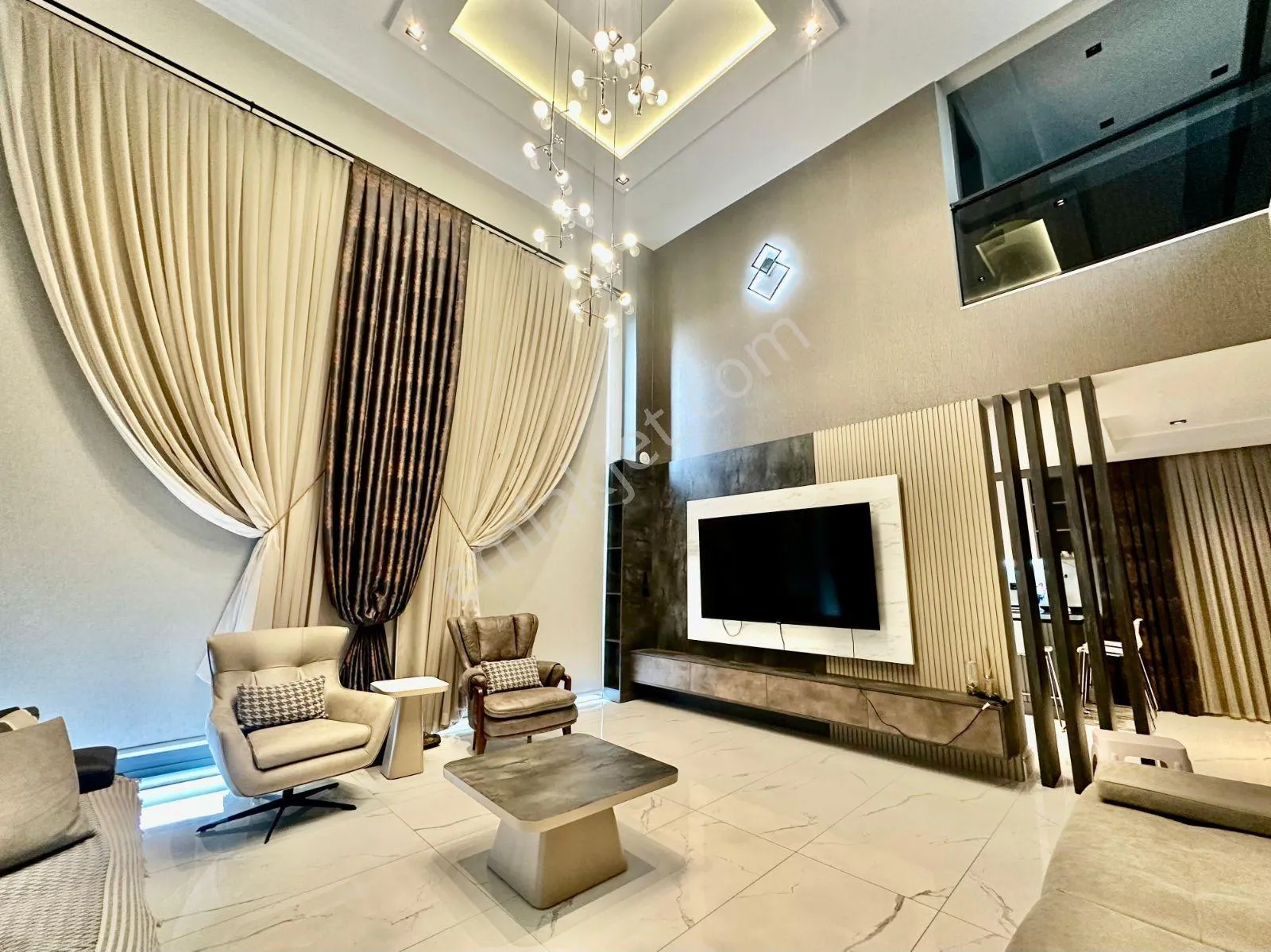 Altınkalede Havuzlu Yerden Isıtmalı 4+1 Lüks Villa Kiralık — görsel 15