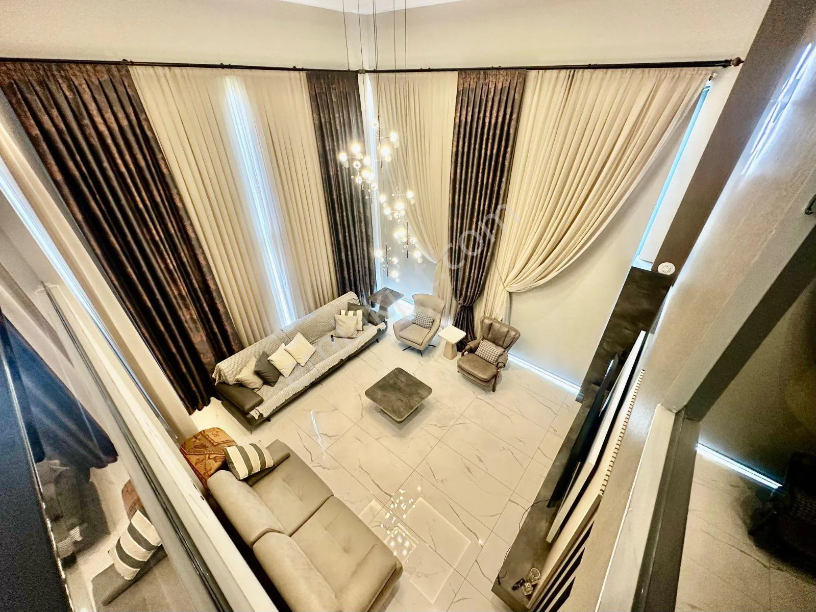 Altınkalede Havuzlu Yerden Isıtmalı 4+1 Lüks Villa Kiralık — görsel 24