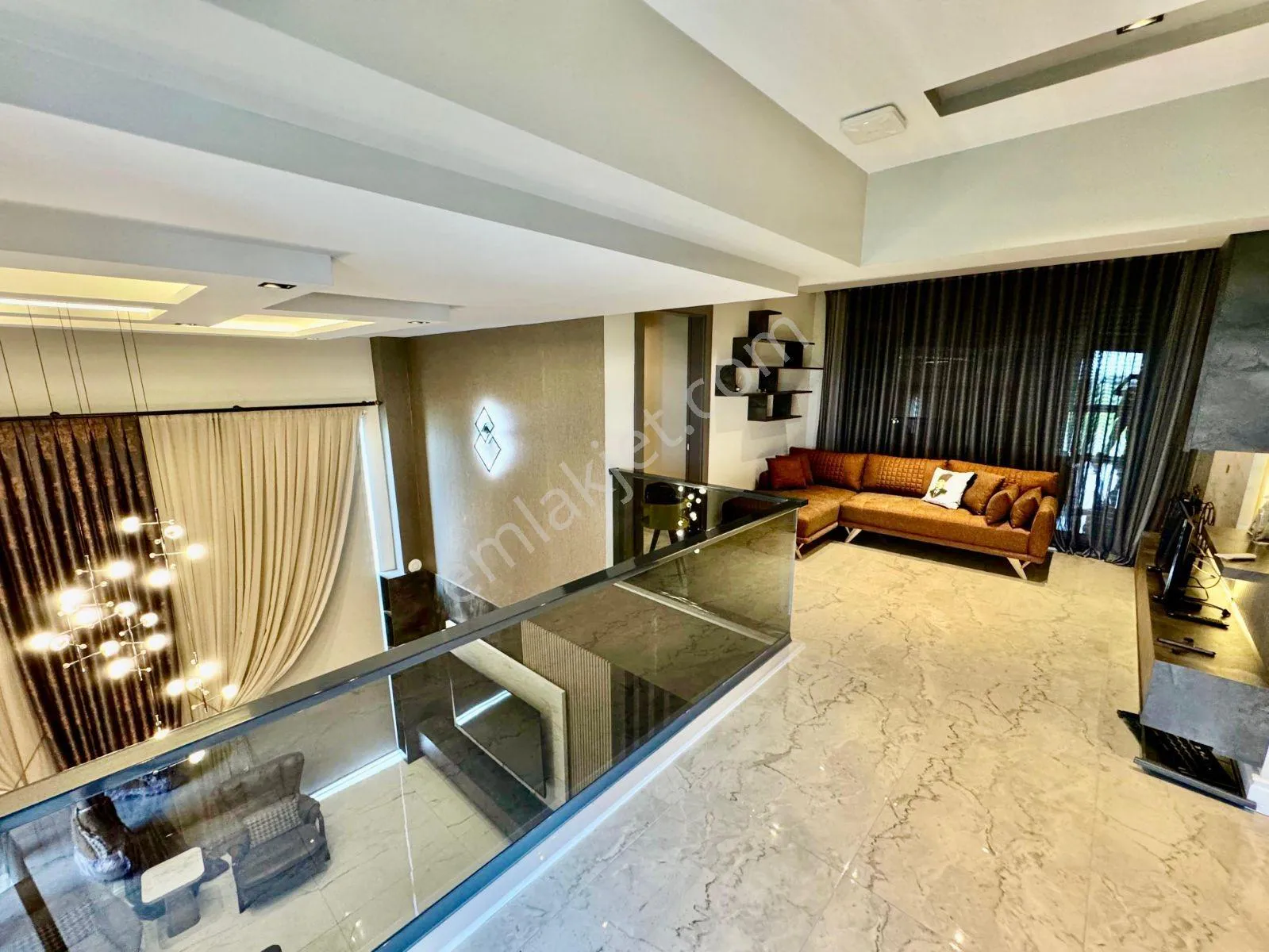Altınkalede Havuzlu Yerden Isıtmalı 4+1 Lüks Villa Kiralık — görsel 25