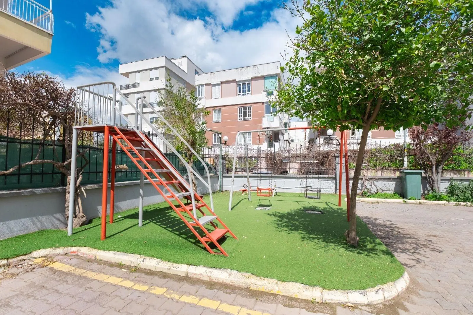 Muratpaşada Güvenlikli Havuzlu Sitede 3+1 Satılık Daire — görsel 7