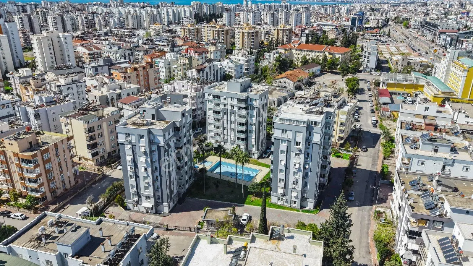 Muratpaşada Güvenlikli Havuzlu Sitede 3+1 Satılık Daire — görsel 12