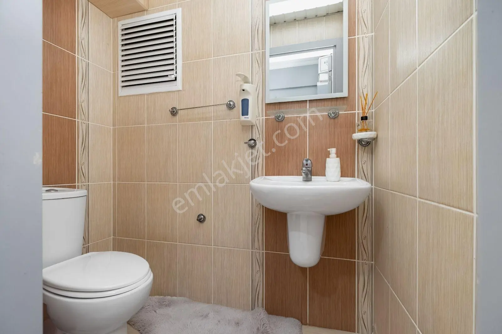 Muratpaşada Güvenlikli Havuzlu Sitede 3+1 Satılık Daire — görsel 24