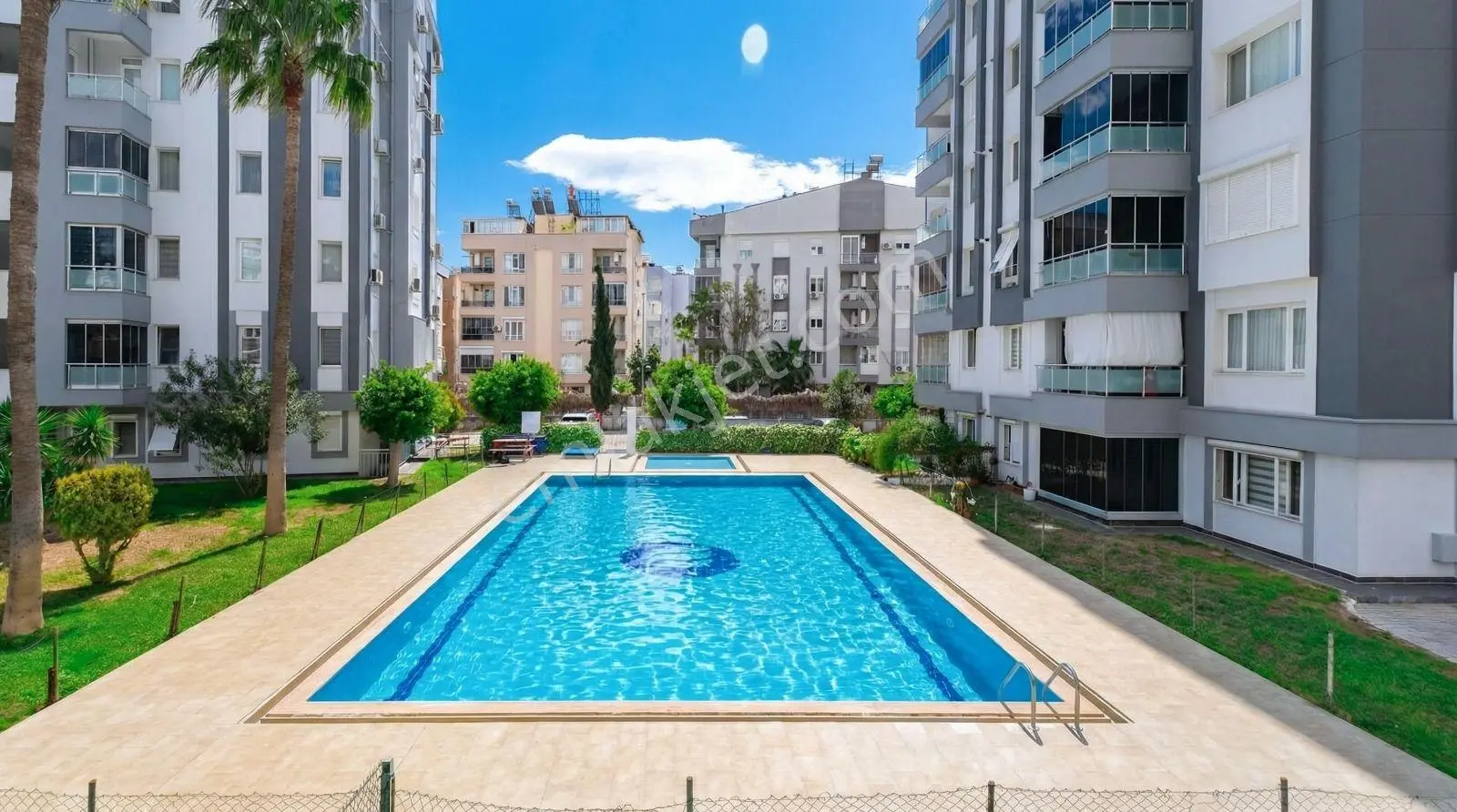 Muratpaşada Güvenlikli Havuzlu Sitede 3+1 Satılık Daire — görsel 30