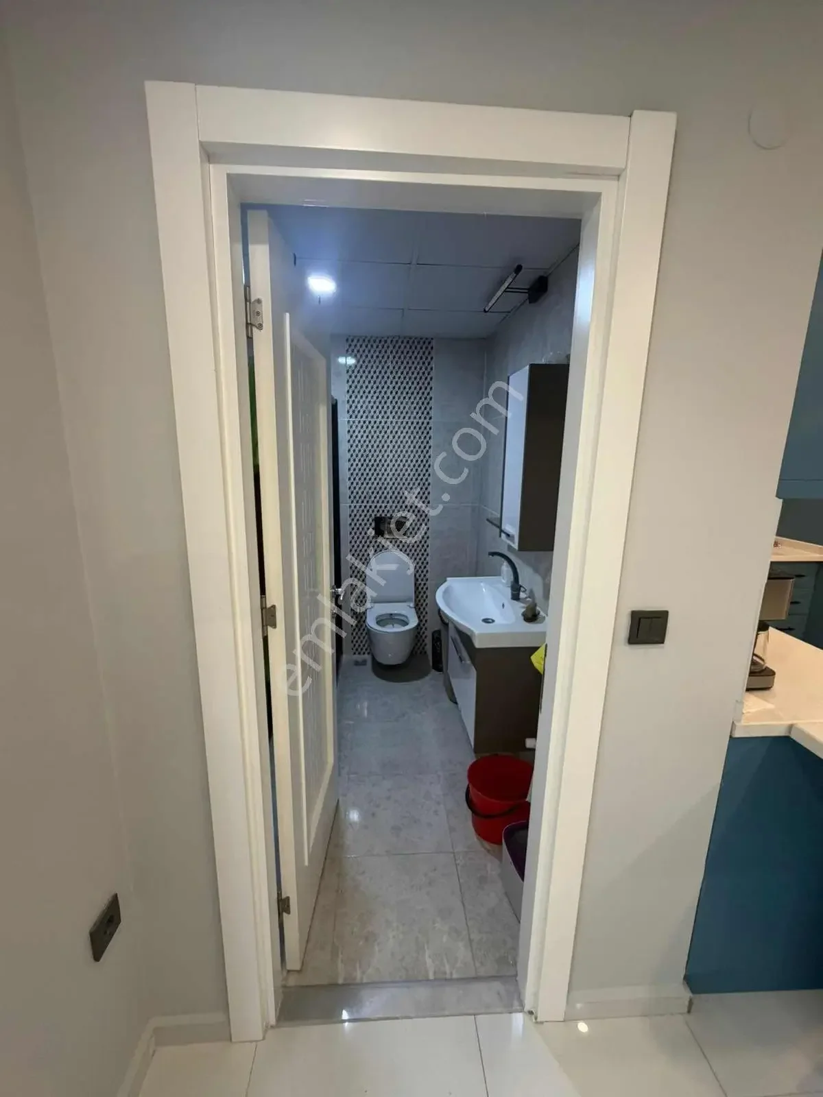 Havuzlu Kap.otoparklı Site İçerisinde Yatırımlık 2+1 Bahçe Katı — görsel 9