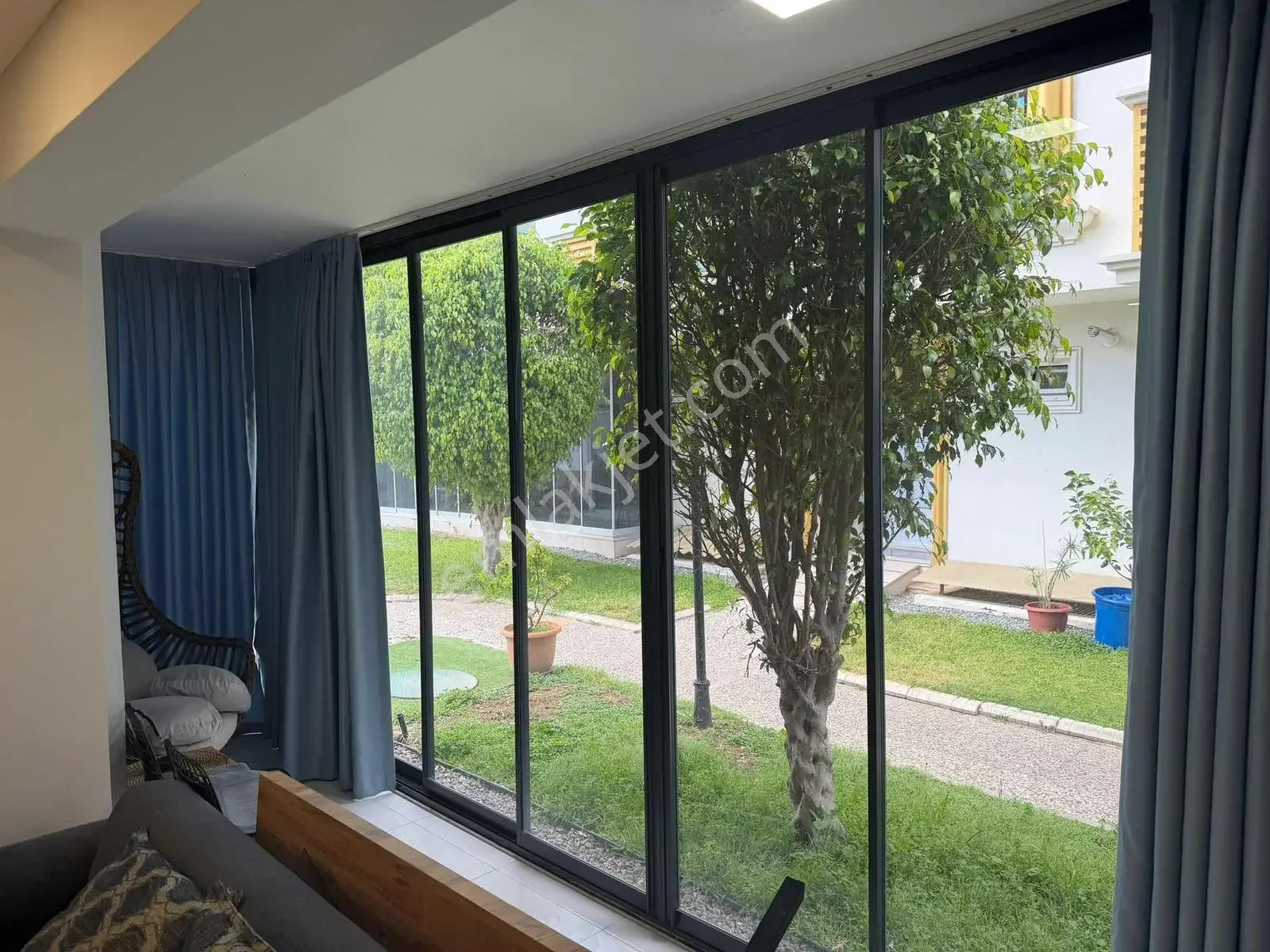 Havuzlu Kap.otoparklı Site İçerisinde Yatırımlık 2+1 Bahçe Katı — görsel 22