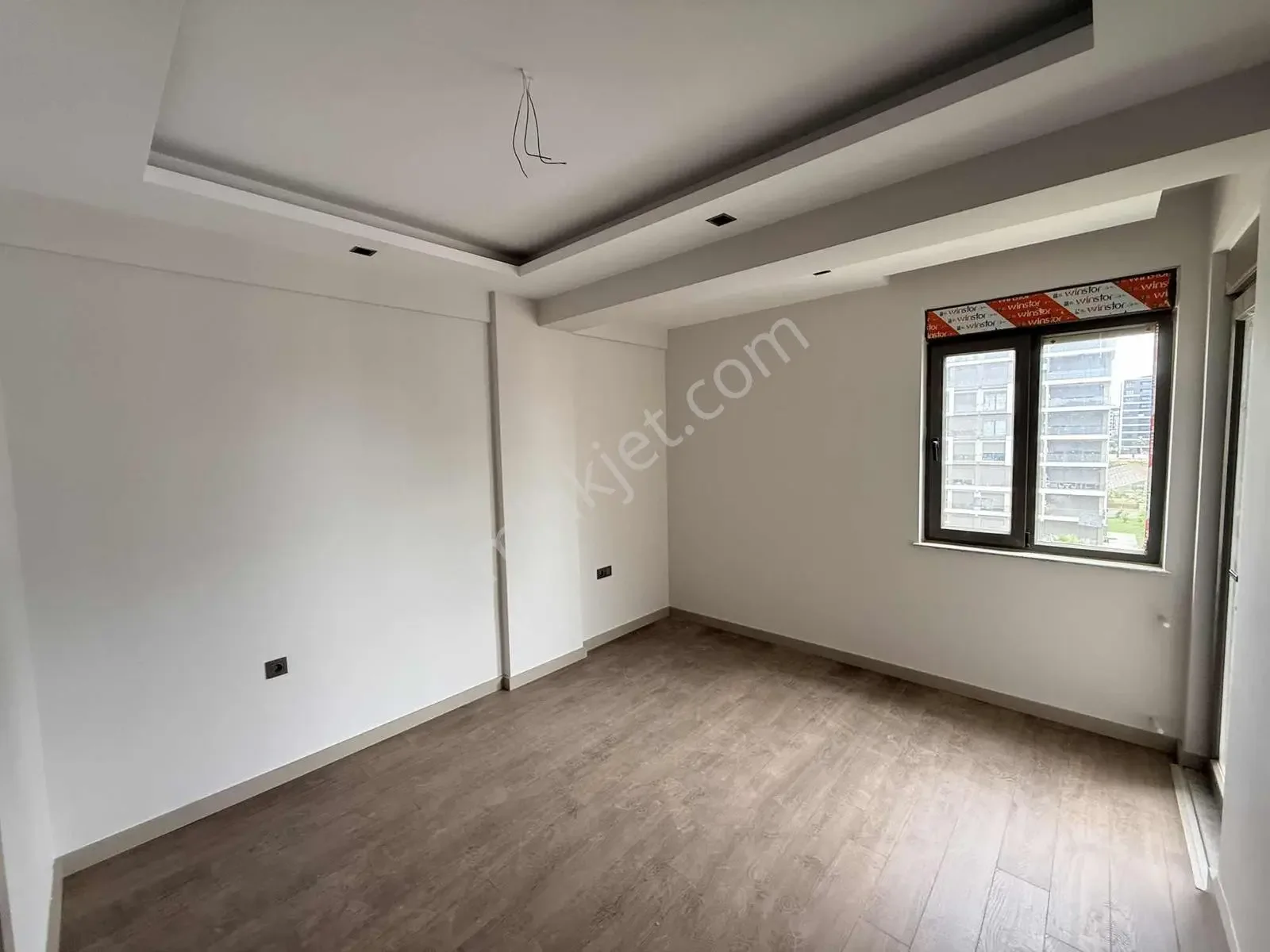 Altıntaş Da Kapalı Otopark/ebebeyn Banyolu Kiralık 2+1 — görsel 5