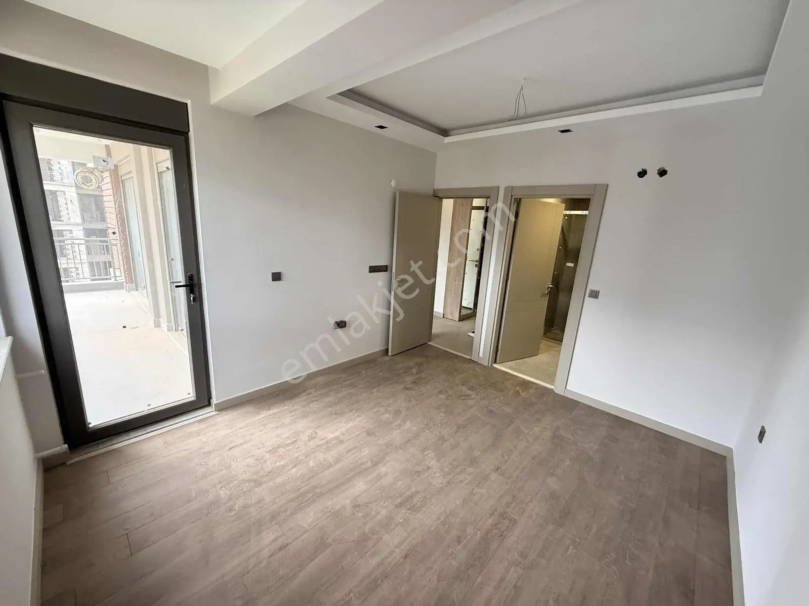 Altıntaş Da Kapalı Otopark/ebebeyn Banyolu Kiralık 2+1 — görsel 14
