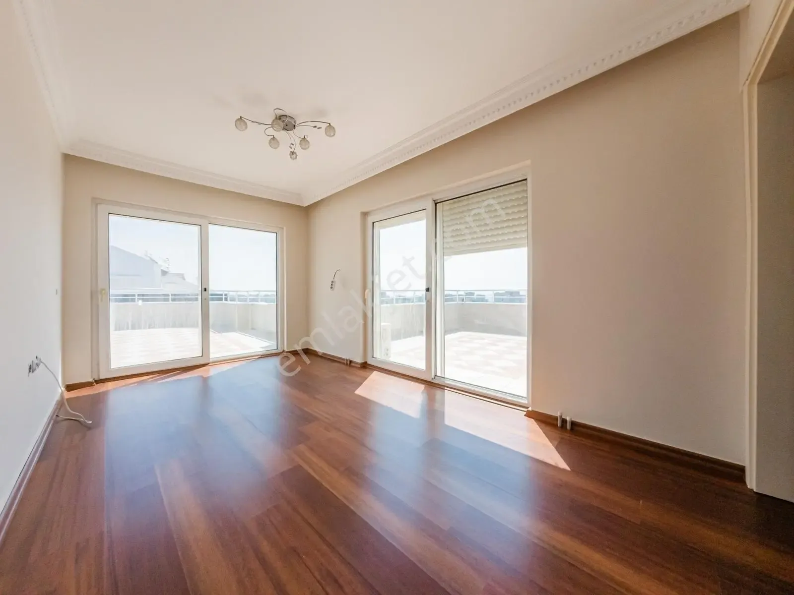 Çağlayanda Site İçi Havuzlu Geniş 5+2 Dubleks Satılık Daire — görsel 27