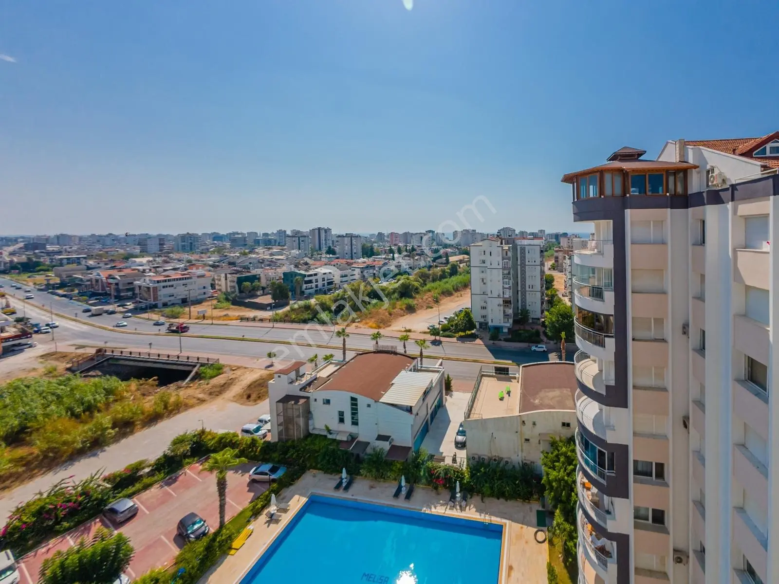 Çağlayanda Site İçi Havuzlu Geniş 5+2 Dubleks Satılık Daire — görsel 35