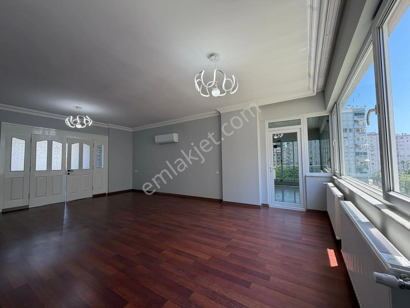 Fener'in En Prestijli Noktasında,oturuma Hazır 160 M² Geniş 3+1 — görsel 4