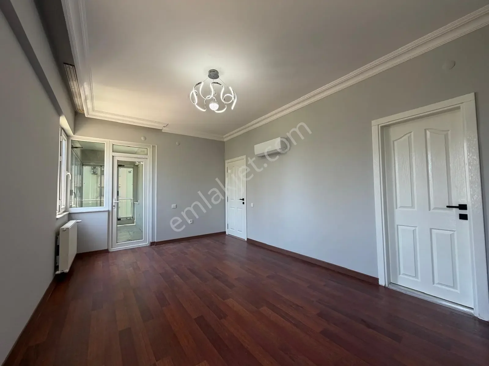 Fener'in En Prestijli Noktasında,oturuma Hazır 160 M² Geniş 3+1 — görsel 20