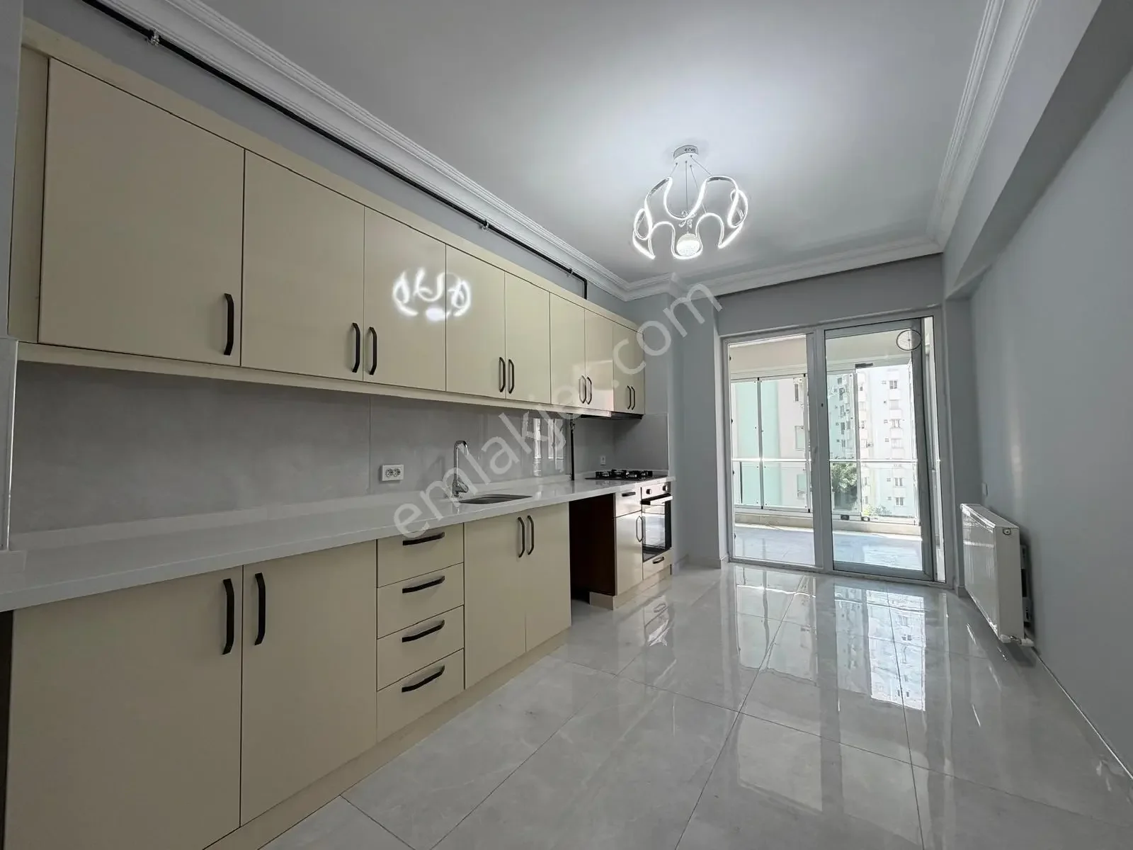 Fener'in En Prestijli Noktasında,oturuma Hazır 160 M² Geniş 3+1 — görsel 34