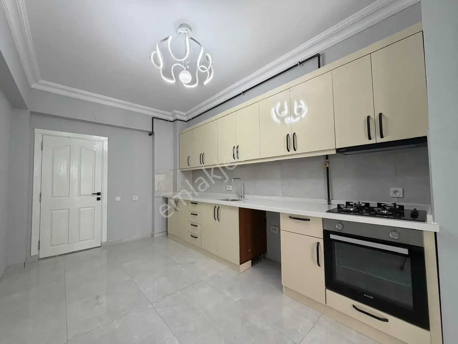 Fener'in En Prestijli Noktasında,oturuma Hazır 160 M² Geniş 3+1 — görsel 35
