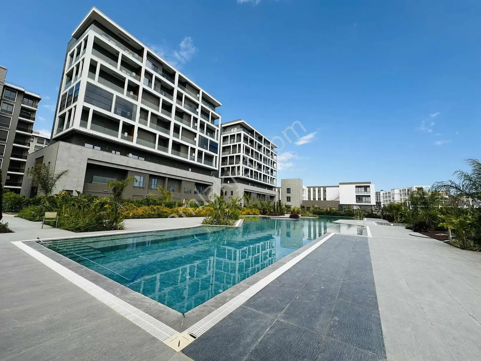 Sırıus Modern Sitesinde 1+1 Fırsat Daire — görsel 8