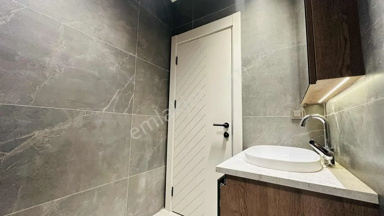 Sırıus Modern Sitesinde 1+1 Fırsat Daire — görsel 22