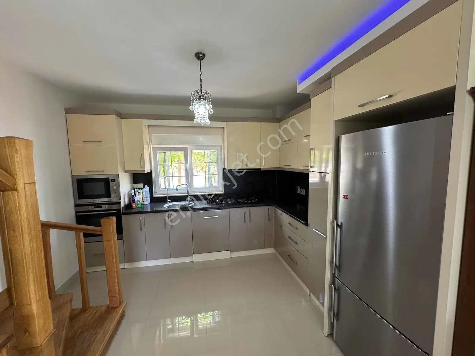 Güzelobada Müstakil Bahçeli Villa Tadında 4+2 Çift Daire — görsel 8