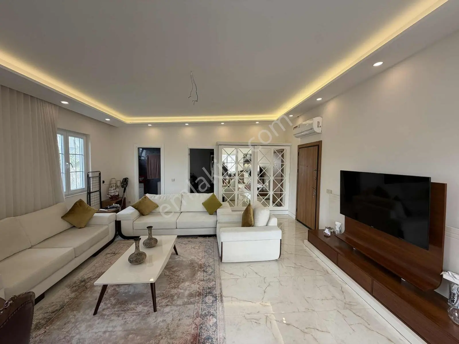 Güzelobada Müstakil Bahçeli Villa Tadında 4+2 Çift Daire — görsel 11