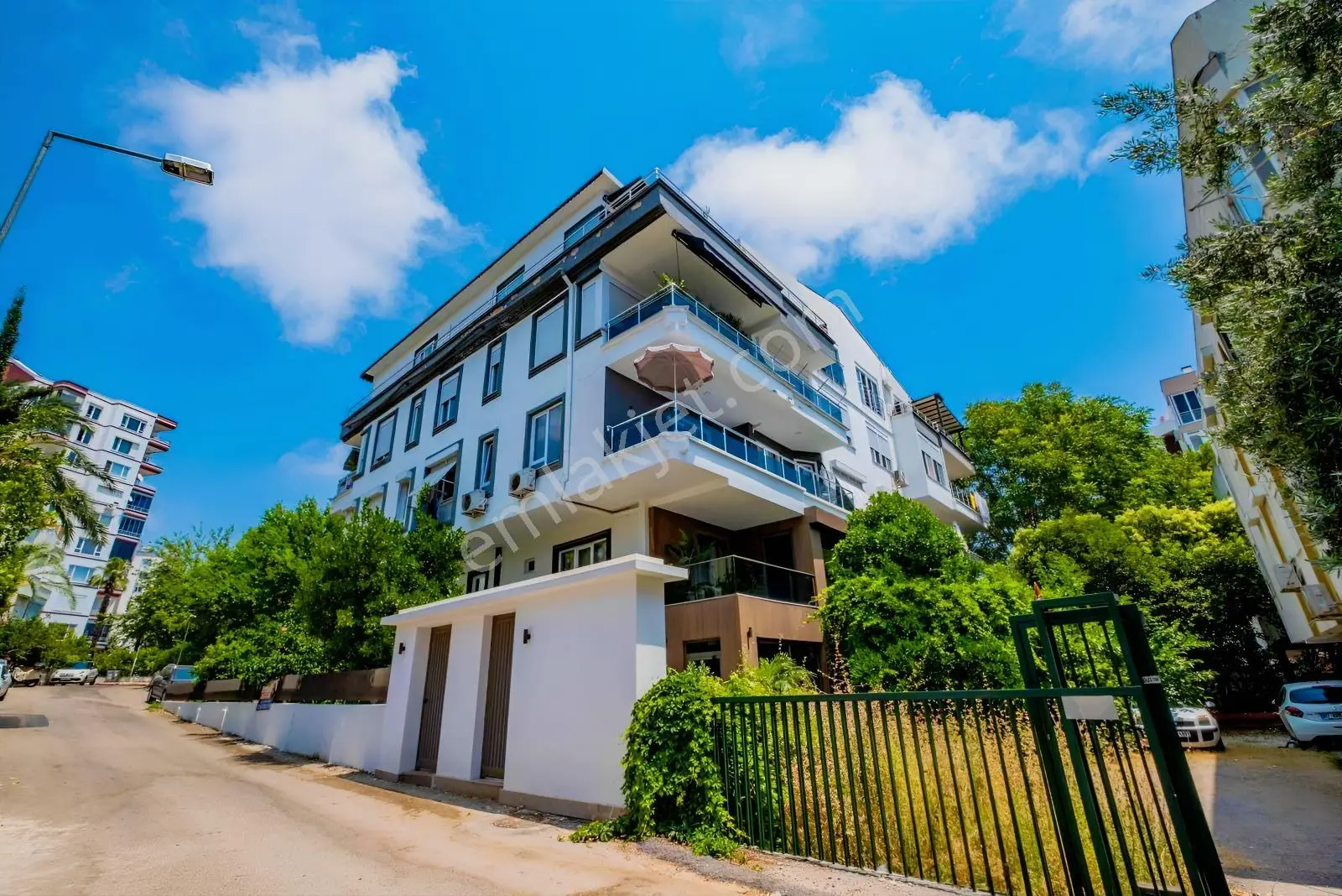Eski Lara Yolunda Full Mimari Yapılı Arakat Emsalsiz 3+1 Daire — görsel 2