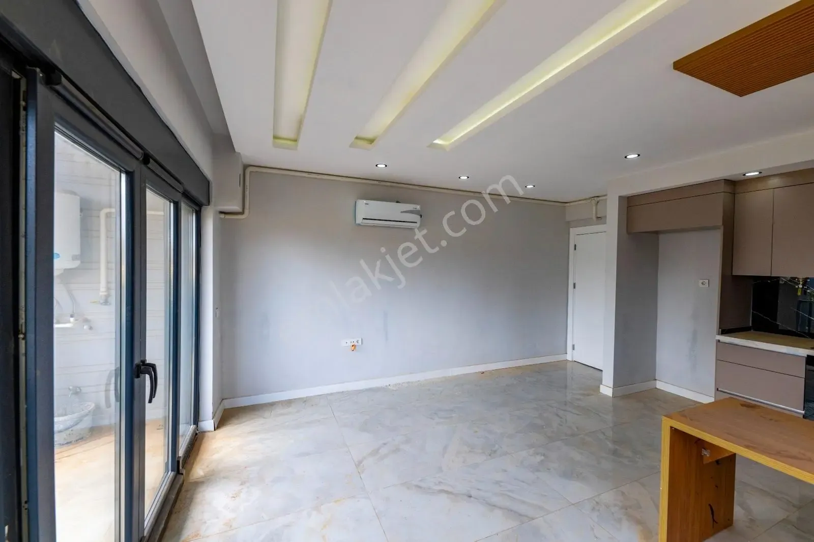 İskanlı Sıfır 2+1 Kiralık Ankastreli Ve Klimalı Eşyasız — görsel 9