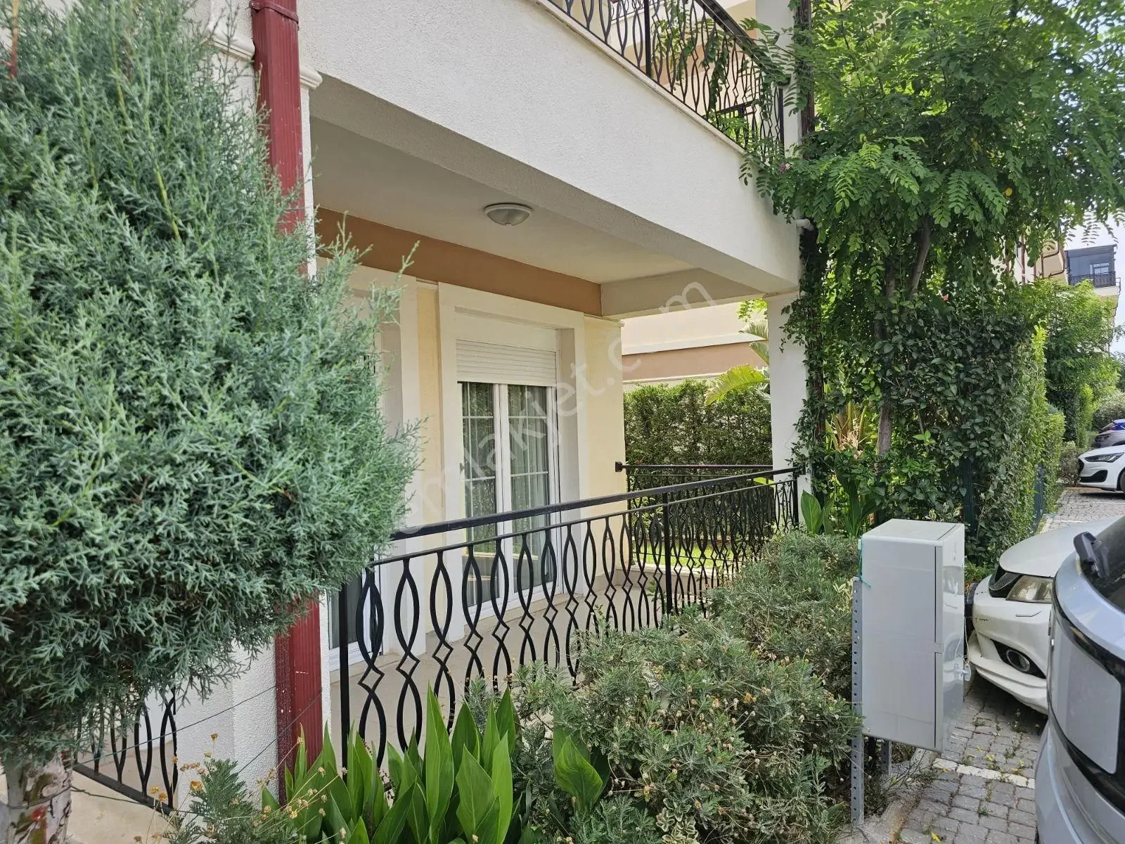 Vali Konakları 2 Sitesi'nde Eşyalı Kiralık 2+1 Daire — görsel 1