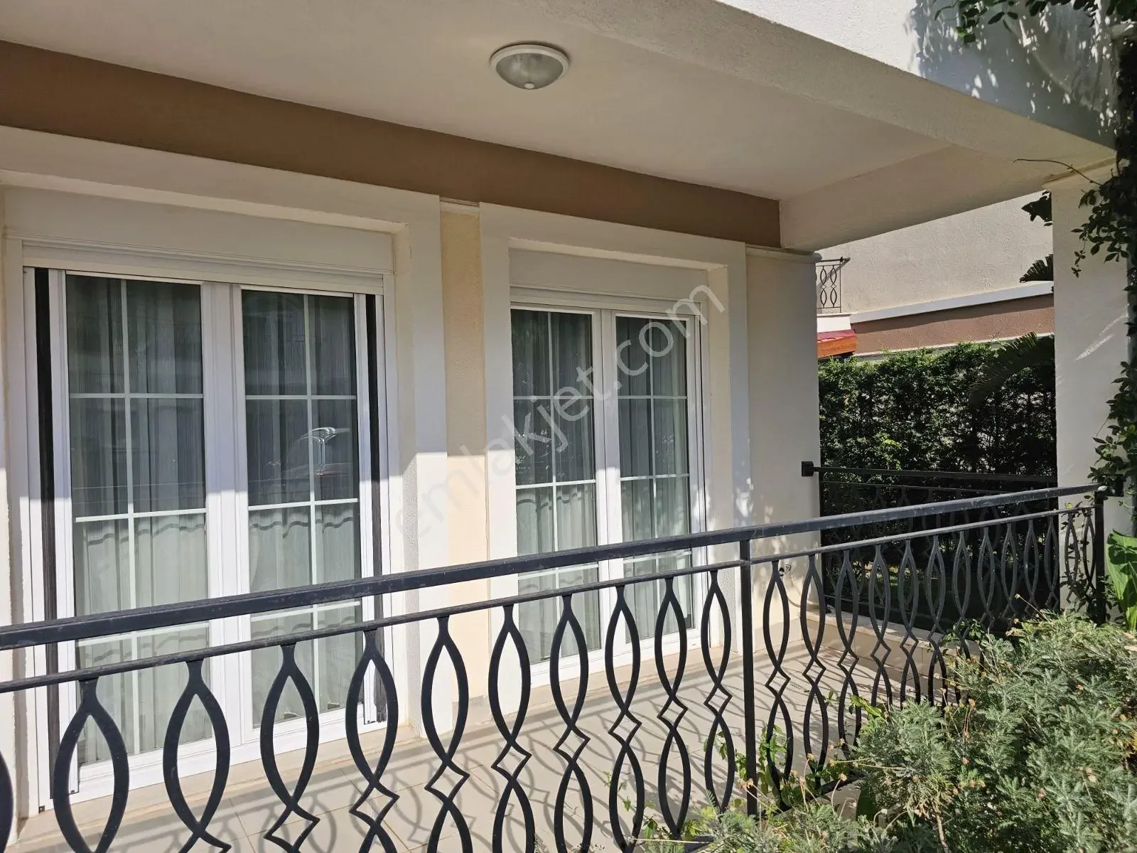 Vali Konakları 2 Sitesi'nde Eşyalı Kiralık 2+1 Daire — görsel 3