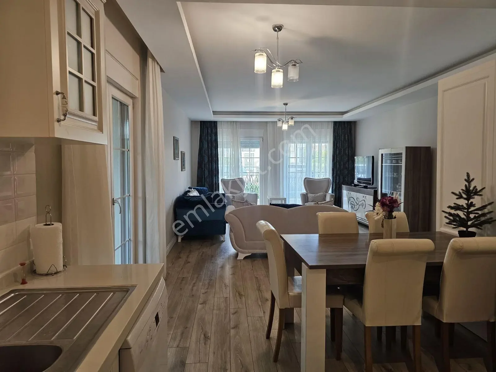 Vali Konakları 2 Sitesi'nde Eşyalı Kiralık 2+1 Daire — görsel 14