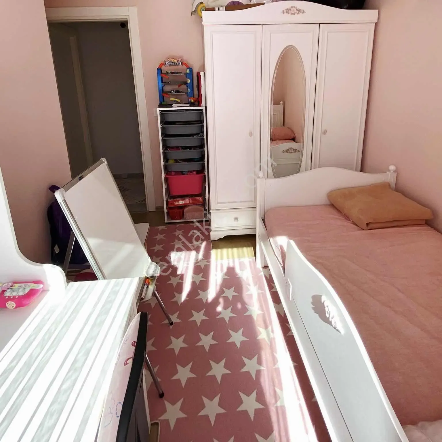 Teneffüs Parkın Komşu ,ara Kat,,masrafsız, Doğalgazlı ,2+1 Daire — görsel 3