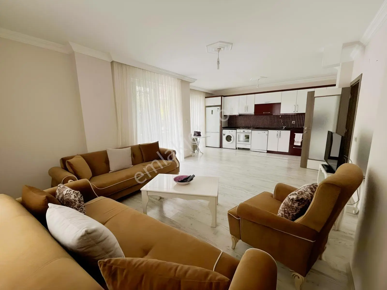 Etiler'de Mevlana Lokantası Yakınında Temiz Eşyalı Kiralık 2+1 — görsel 2