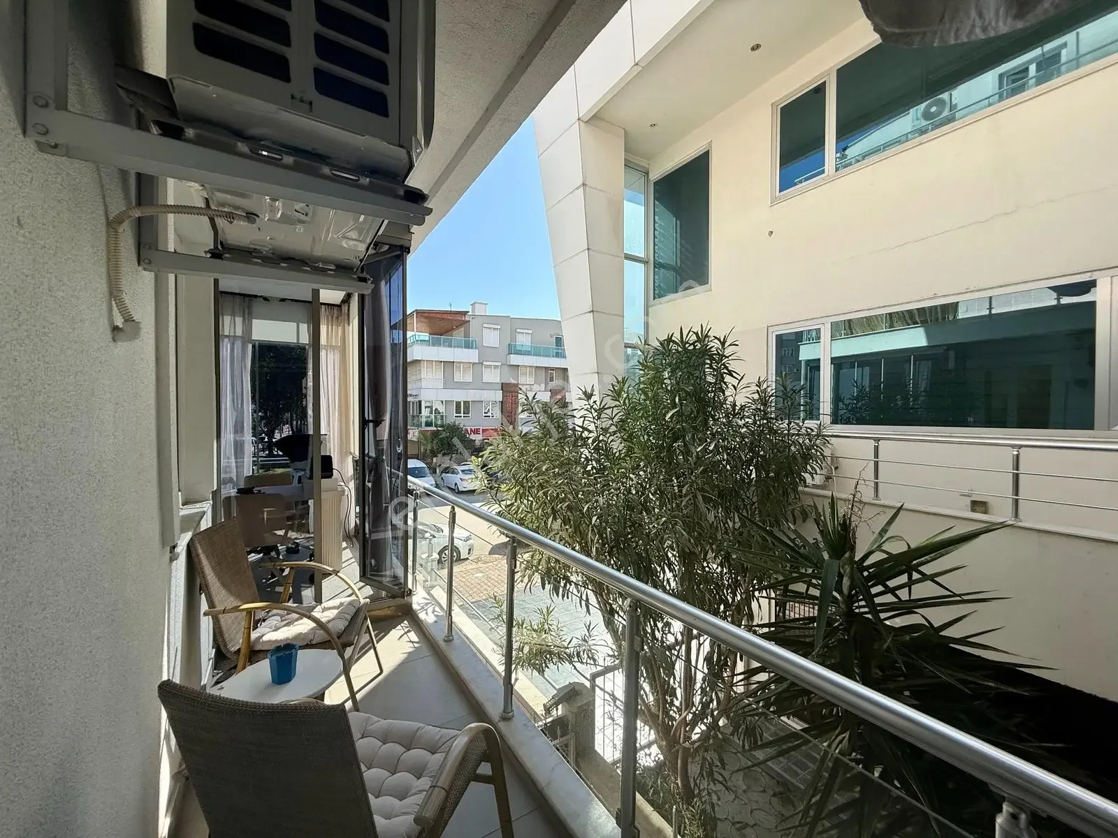 Fener'de İyi Lokasyonda Full Tadilatlı Kiralık Ofis (açıklama) — görsel 24