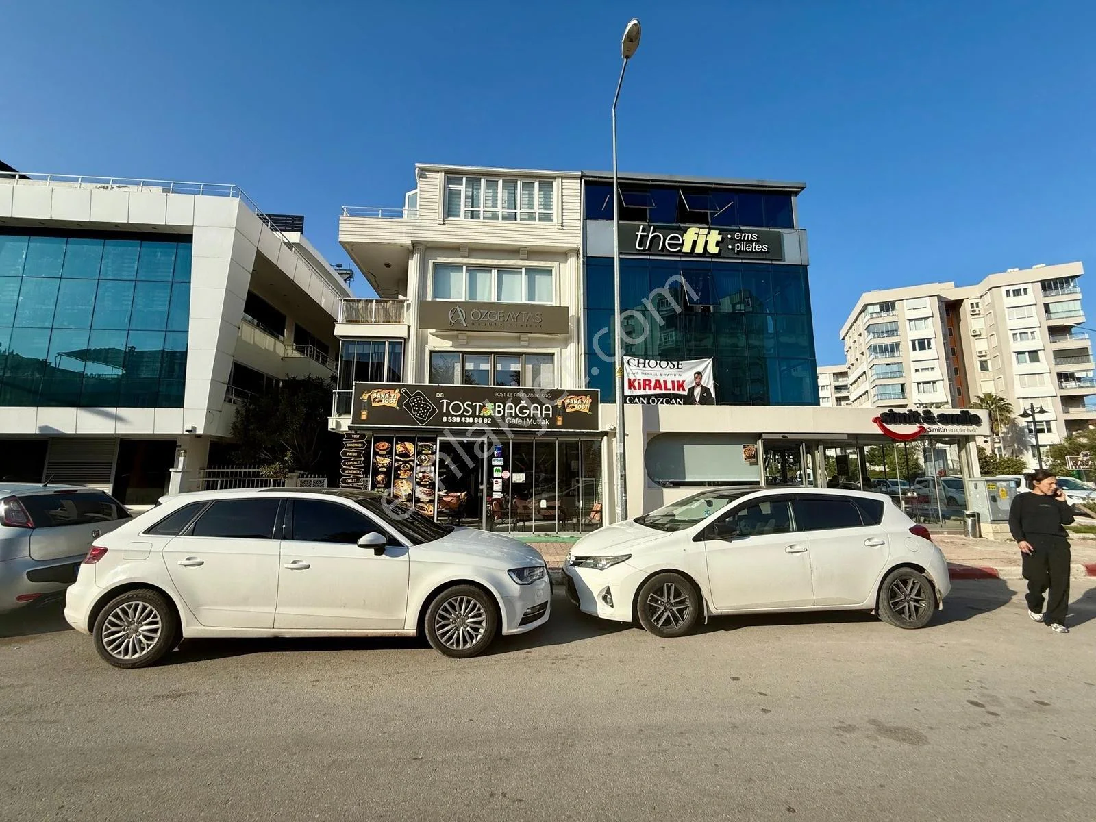 Fener'de İyi Lokasyonda Full Tadilatlı Kiralık Ofis (açıklama) — görsel 27