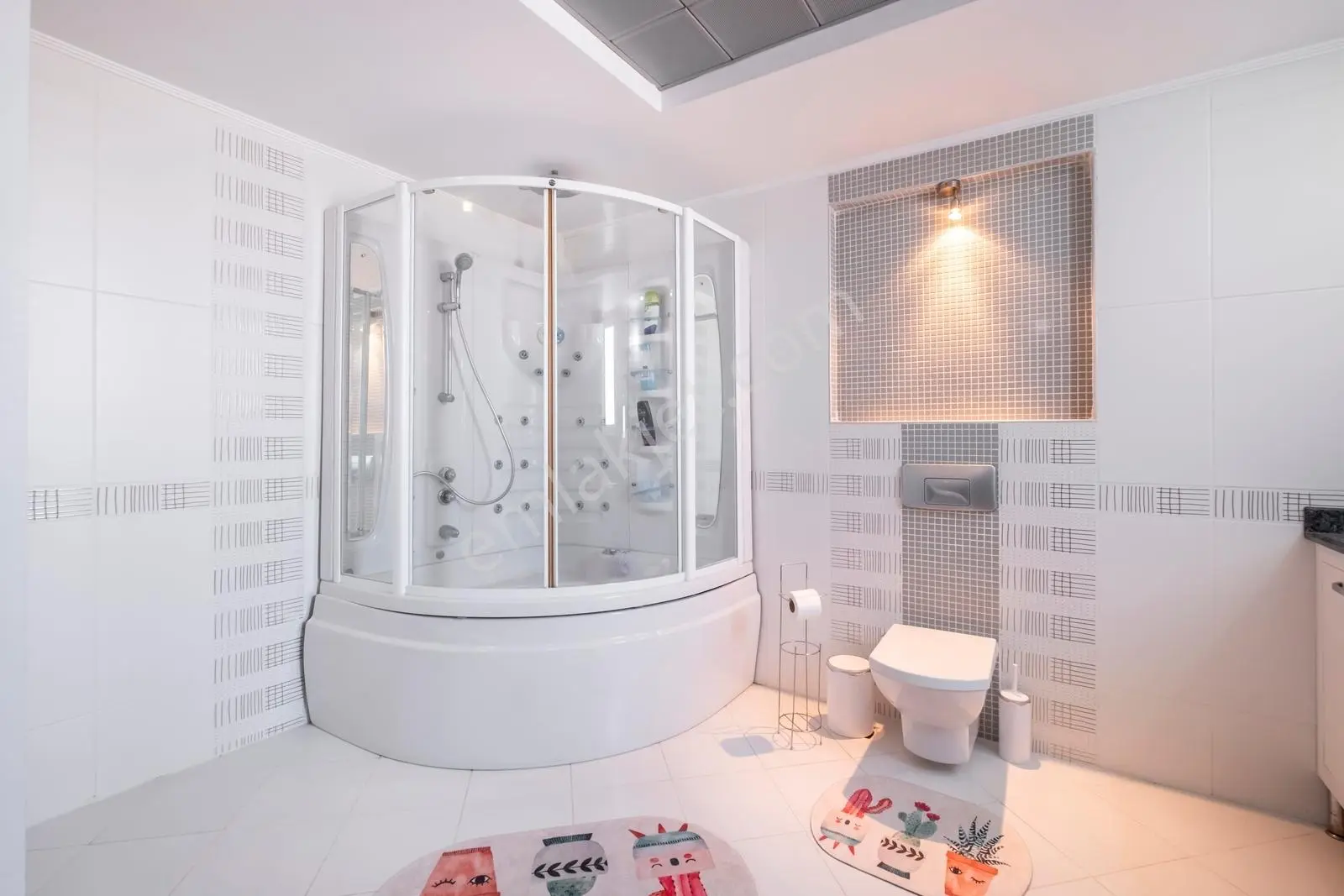 Şirinyalı'da Deniz Manzaralı Özellikli Sitede 3+1 180m2 Kiralık — görsel 9