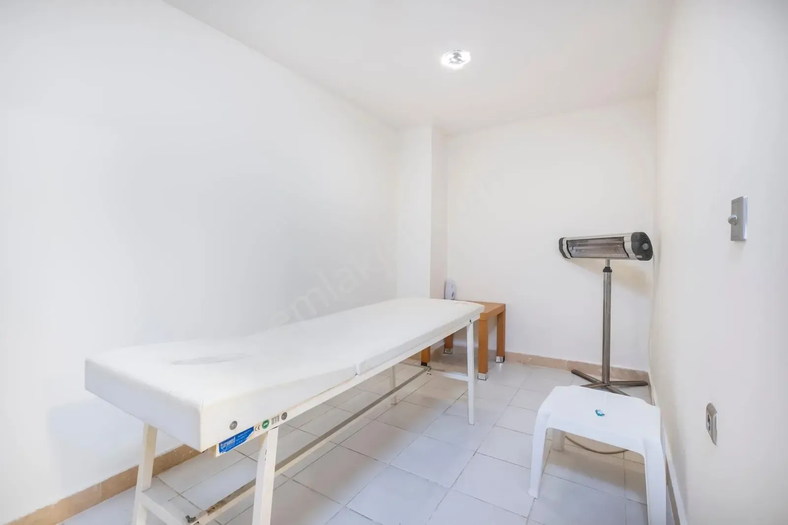 Şirinyalı'da Deniz Manzaralı Özellikli Sitede 3+1 180m2 Kiralık — görsel 19