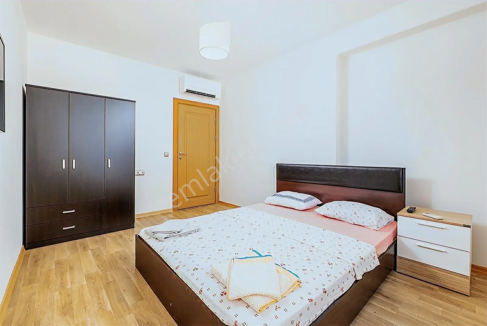 Şirinyalı'da Deniz Manzaralı Özellikli Sitede 3+1 180m2 Kiralık — görsel 23