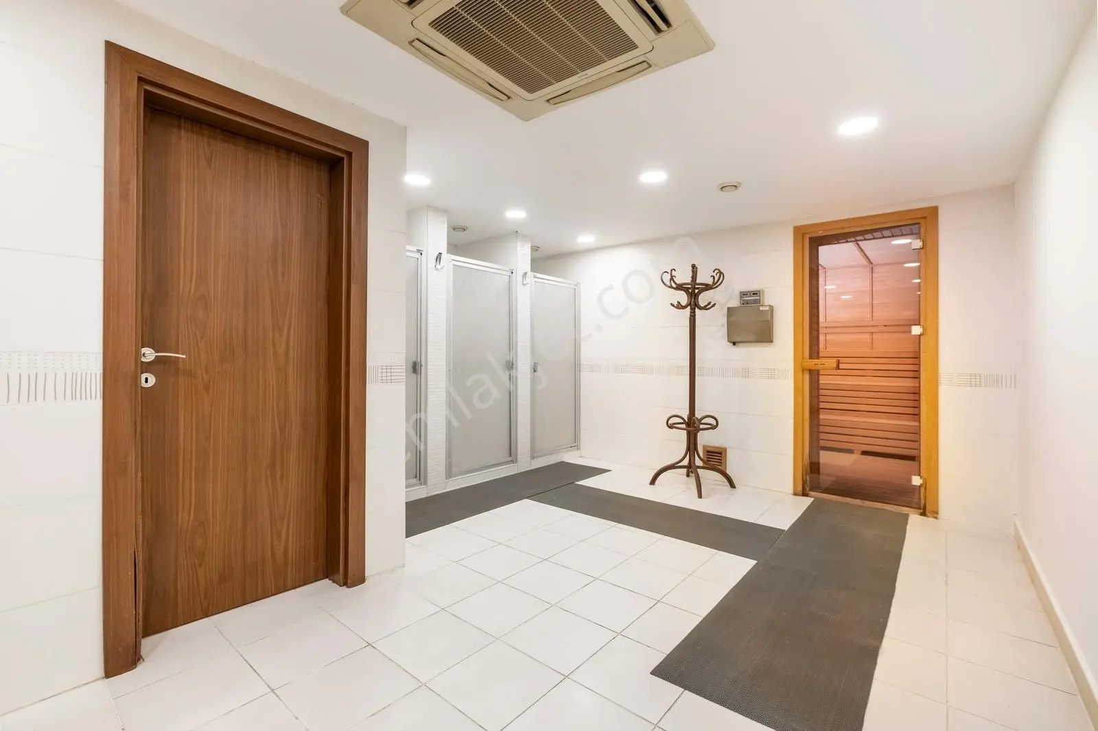 Şirinyalı'da Deniz Manzaralı Özellikli Sitede 3+1 180m2 Kiralık — görsel 30