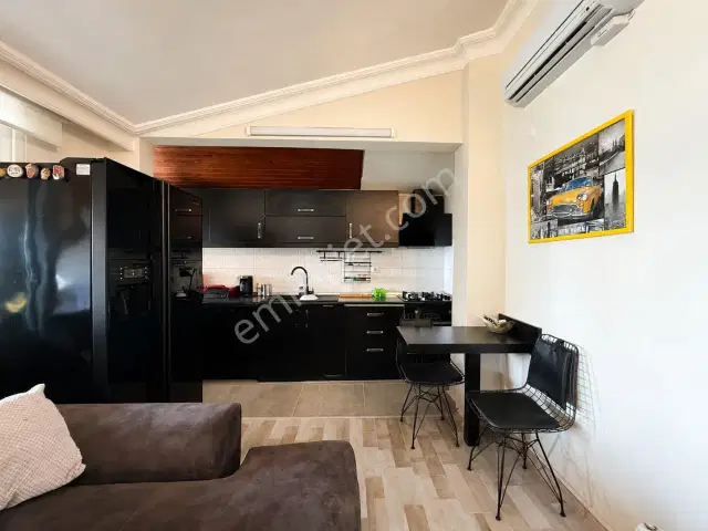 Eski Lara'da Çift Teraslı Deniz Manzaralı, Geniş, Eşyalı Kiralık — görsel 16