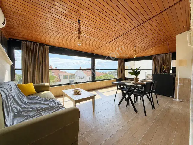 Eski Lara'da Çift Teraslı Deniz Manzaralı, Geniş, Eşyalı Kiralık — görsel 21