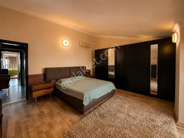 Eski Lara'da Çift Teraslı Deniz Manzaralı, Geniş, Eşyalı Kiralık — görsel 22