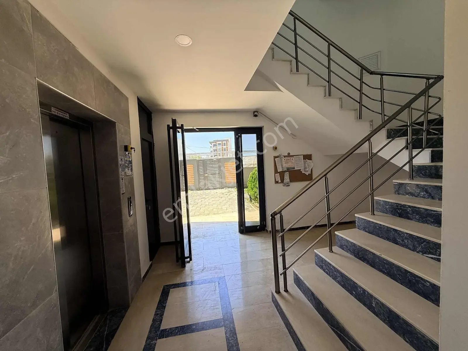 Kiralık 1+1 Daire Eşyalı/iskanlı/ana Yola Yakın — görsel 16