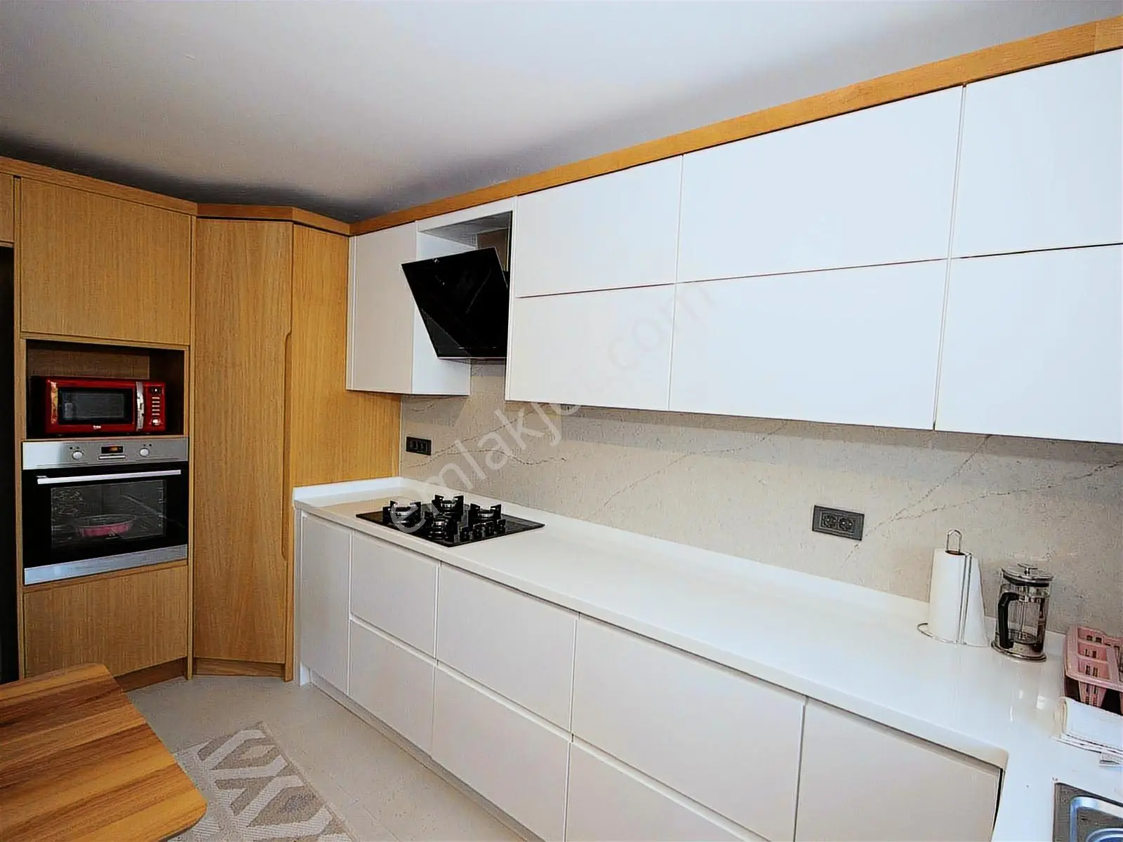 Korkuteli'nde Satılık 5+1 Donanımlı Ve Geniş Bahçeli Villa — görsel 9