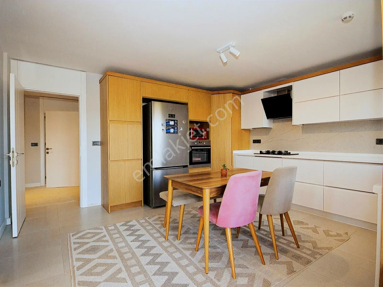 Korkuteli'nde Satılık 5+1 Donanımlı Ve Geniş Bahçeli Villa — görsel 18