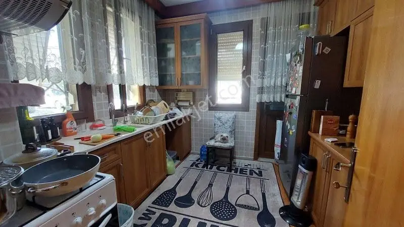 Denize 240 Mt | Köşe Parselde | Bahçe Kullanımlı Tripleks — görsel 13