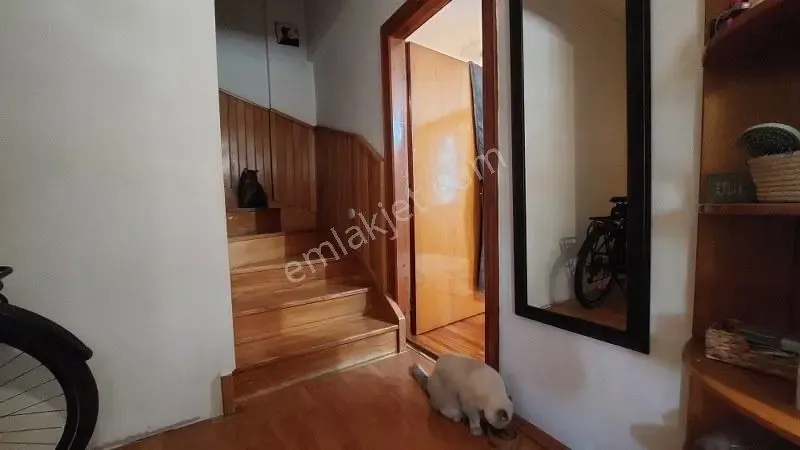 Denize 240 Mt | Köşe Parselde | Bahçe Kullanımlı Tripleks — görsel 24