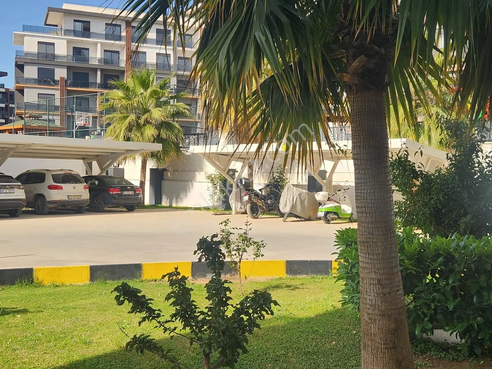 Altıntaş 'ta 40 'lık Yola Yakın Güvenlikli Site'de — görsel 9
