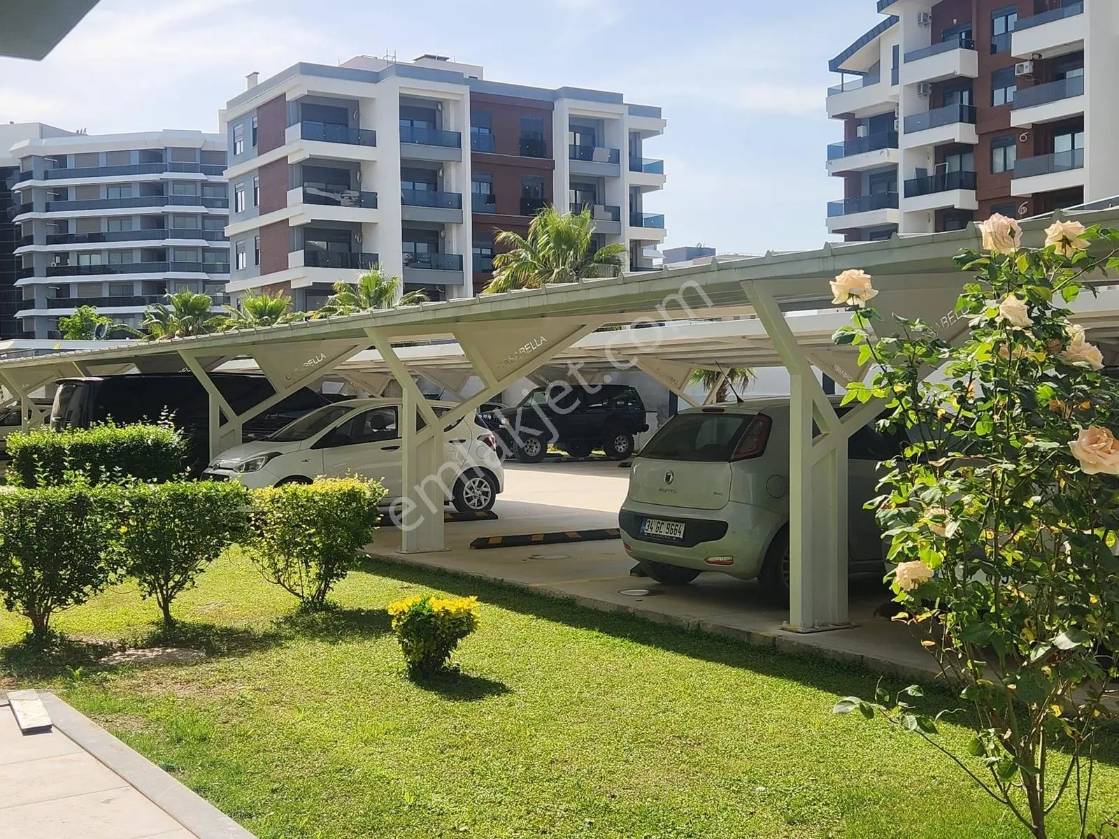 Altıntaş 'ta 40 'lık Yola Yakın Güvenlikli Site'de — görsel 17
