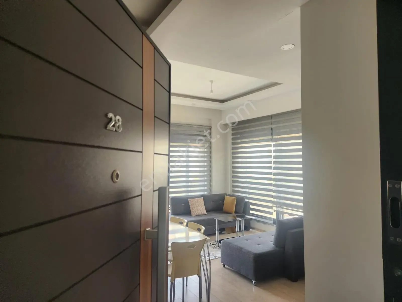 Altıntaş 'ta 40 'lık Yola Yakın Güvenlikli Site'de — görsel 25