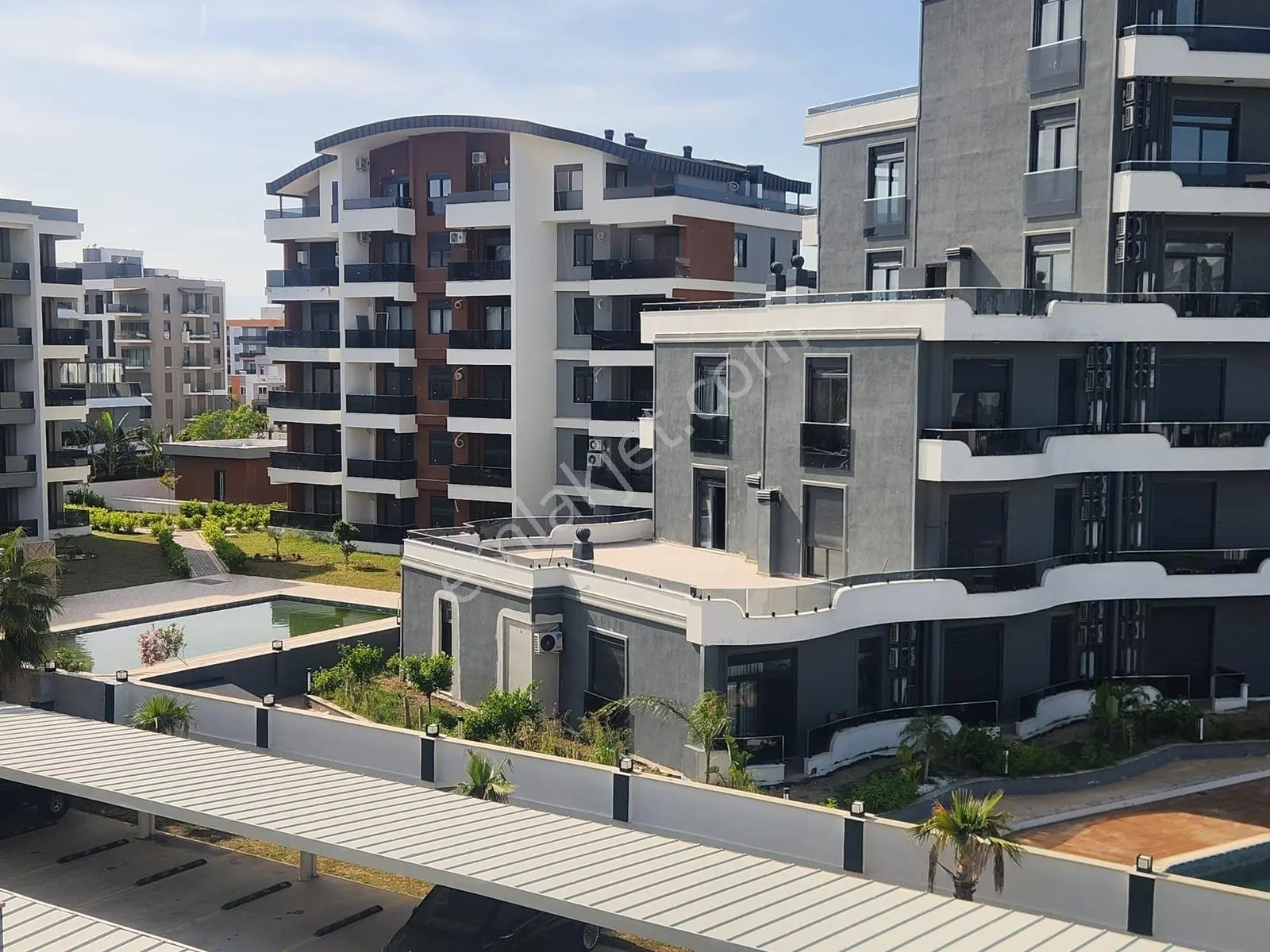 Altıntaş 'ta 40 'lık Yola Yakın Güvenlikli Site'de — görsel 34