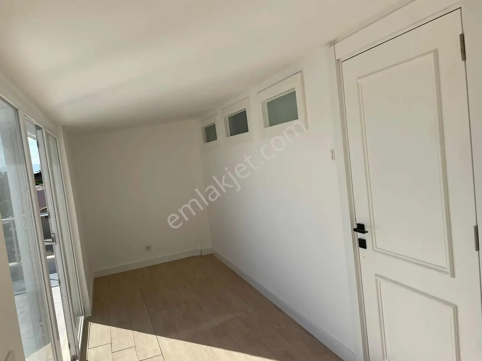 Güzeloba Ana Yol Üzeri Kiralık 3+1 Ofis — görsel 20